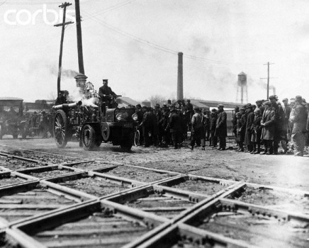 eddystone plant explosion crowd 1917 munitions disaster corbis ammunition pennsylvaniamilitarycollege